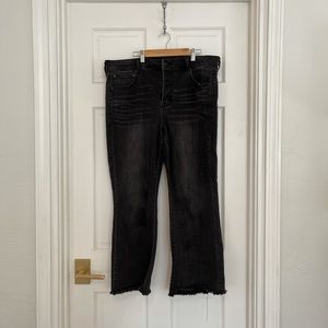 American Eagle cropped flare 18